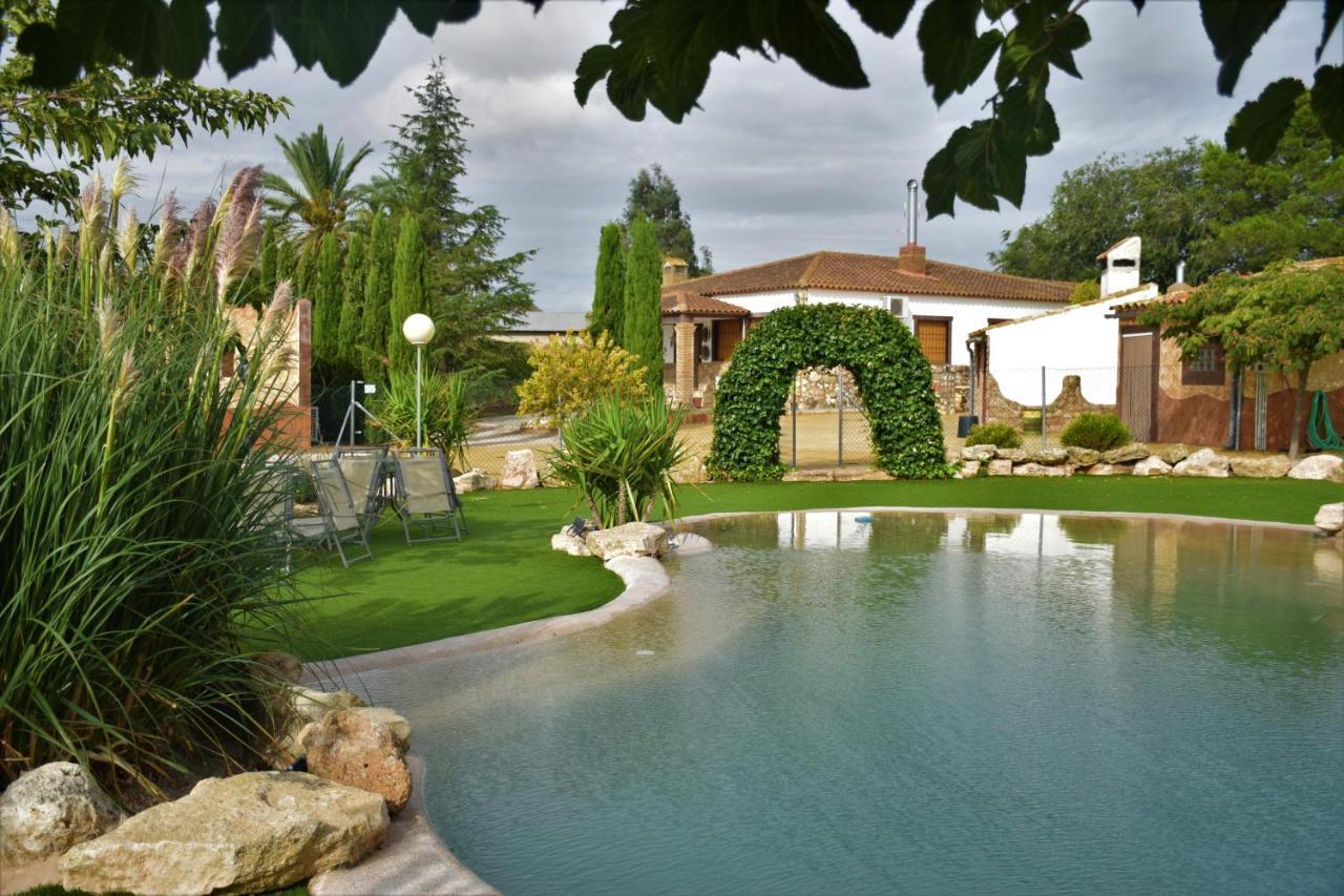 Casa Rural Las Palmeras Tobarra Exterior foto